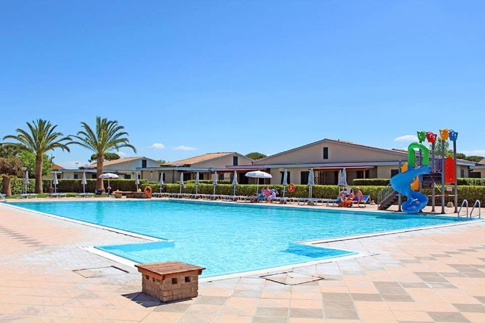 La Cecinella Apartments Marina di Cecina Exteriör bild