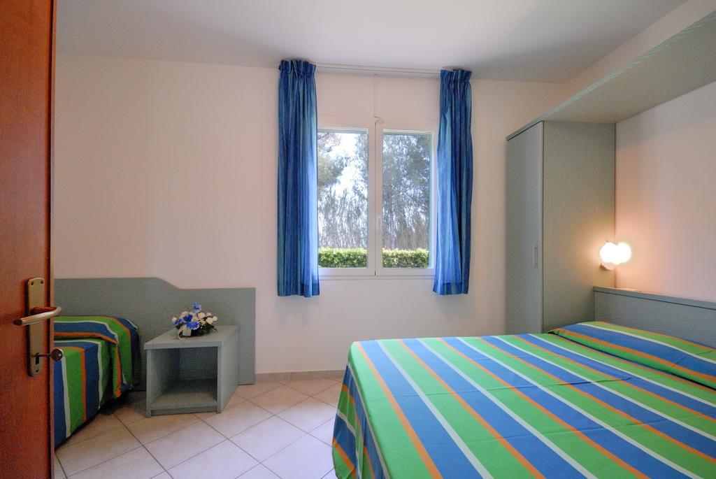 La Cecinella Apartments Marina di Cecina Exteriör bild
